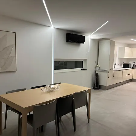 Casa de Férias Le Cube Strasbourg - *